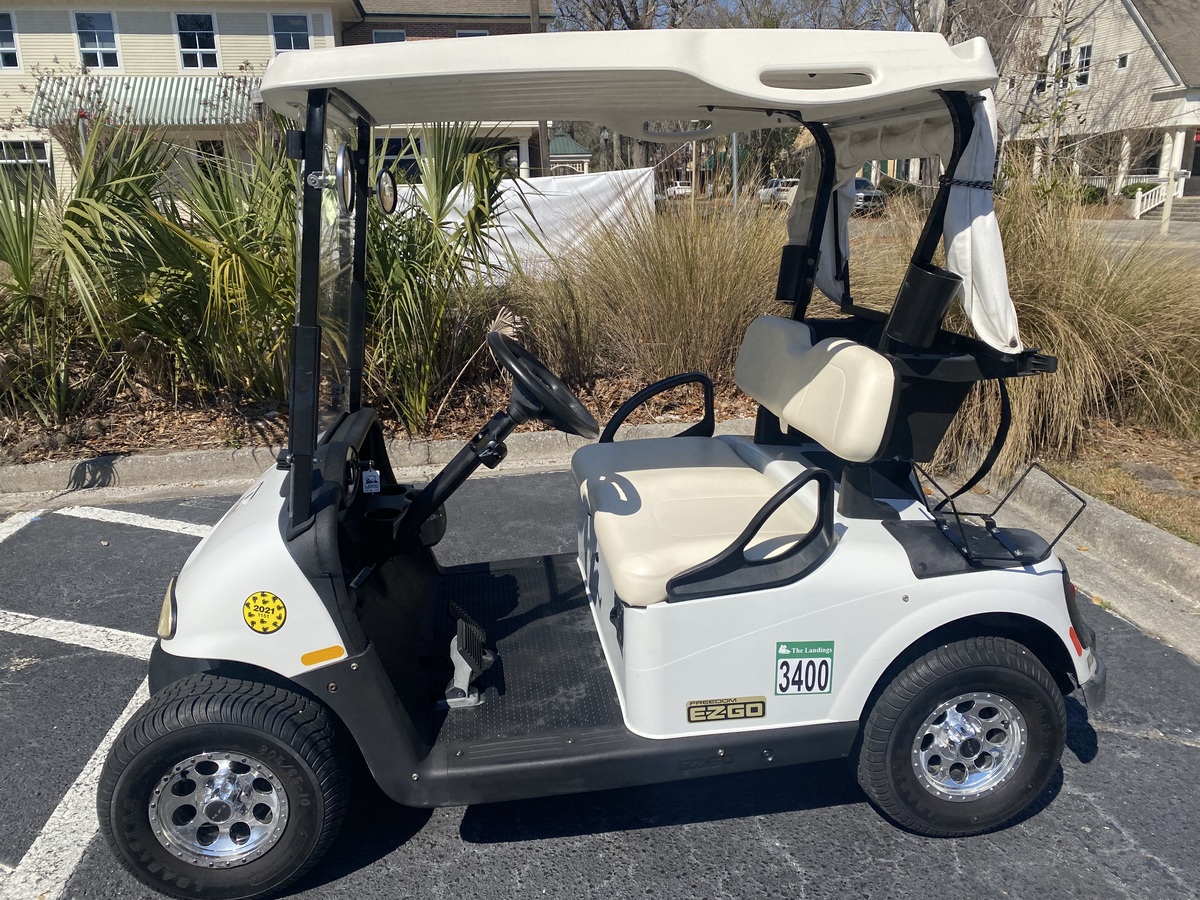 2008 EZGO RXV White/Ivory (3400)